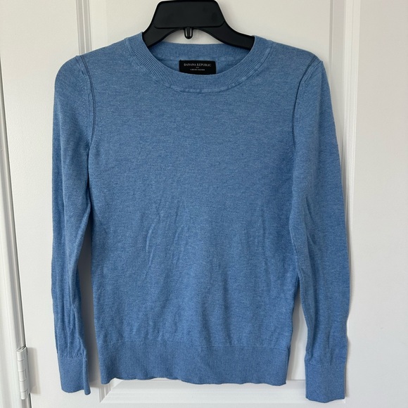 Banana Republic Light Blue Knit Top - Picture 1 of 3